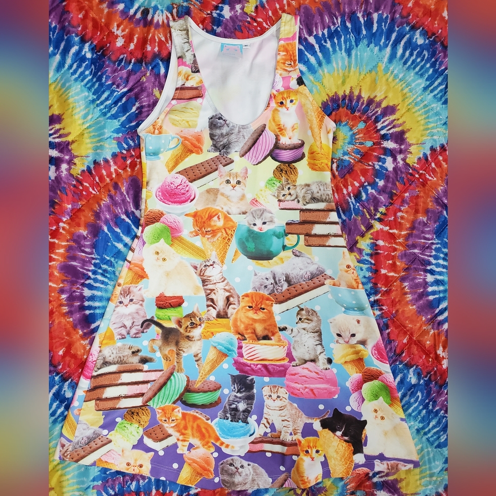 JapanLA cats and ice cream dress size M used